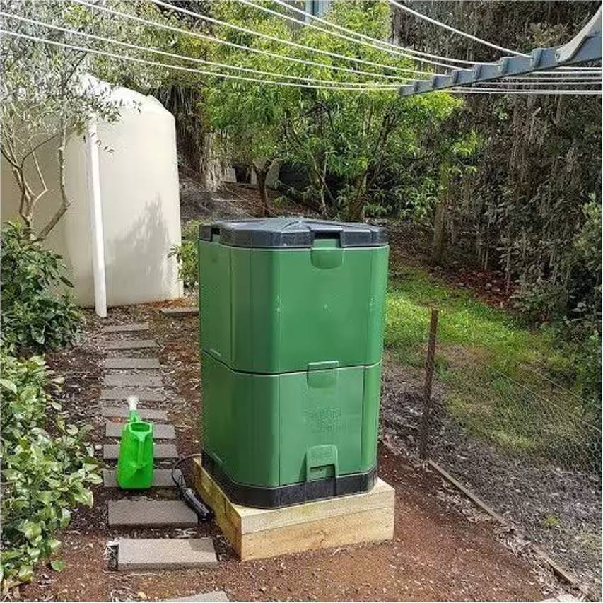 Aerobin hot composter 400 litres - Image 3