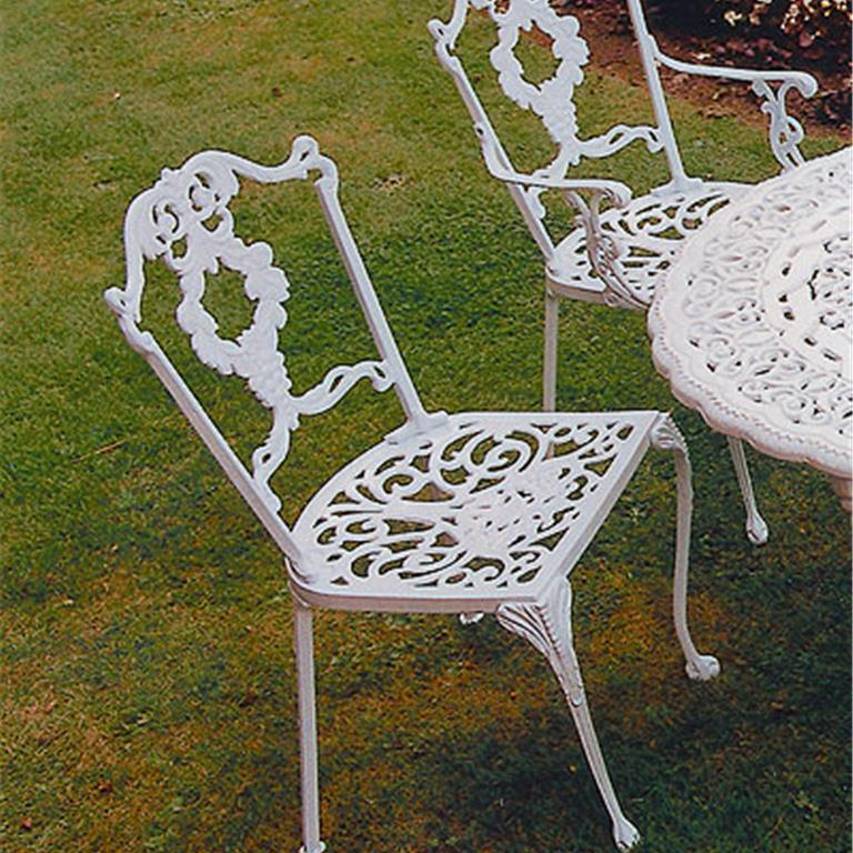 Grape diner chair