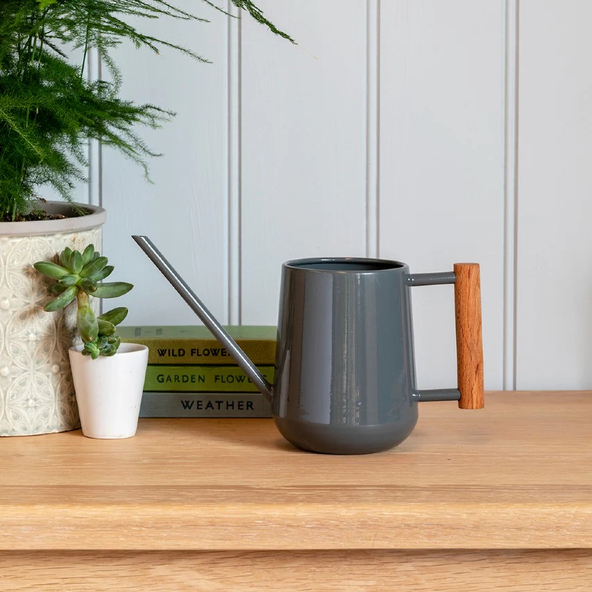 Burgon and Ball indoor watering can 0.7l - charcoal with beech handle - Image 3